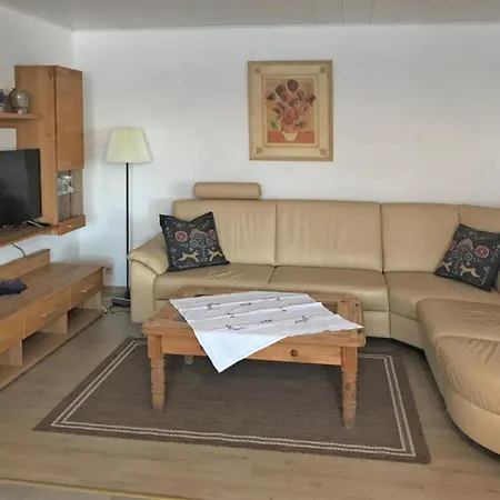 Apartment Cozy In With Garden Ellar