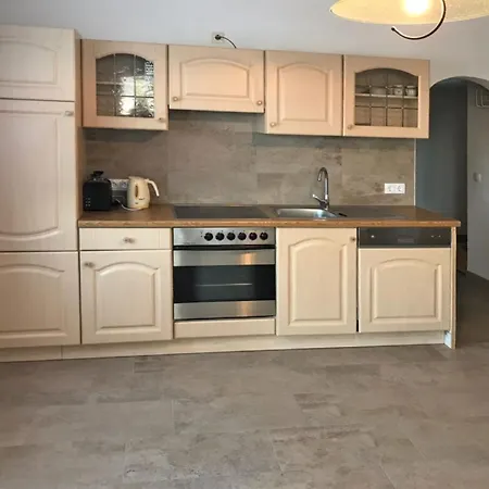 Cozy In With Garden Daire *