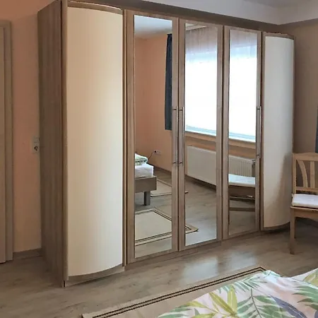 Cozy In With Garden * Ellar