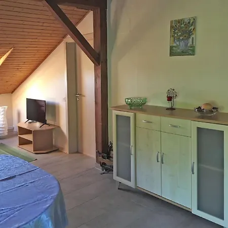 Cozy In With Garden * Ellar